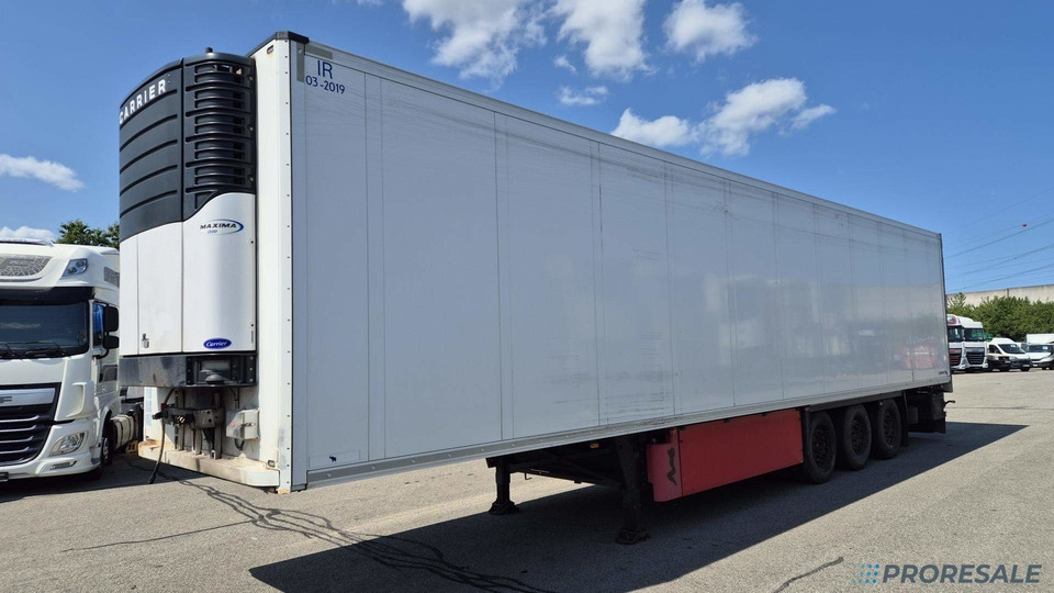 SCHMITZ CARGOBULL SKO 24/L - 13.4 FP60 COOL - mrazírenský návěs + diesel-ekektrický agregát CARRIER MAXIMA 1300 - Félpótkocsi hűtős: 2 kép. SCHMITZ CARGOBULL SKO 24/L - 13.4 FP60 COOL - mrazírenský návěs + diesel-ekektrický agregát CARRIER MAXIMA 1300 - Félpótkocsi hűtős: 2 kép.