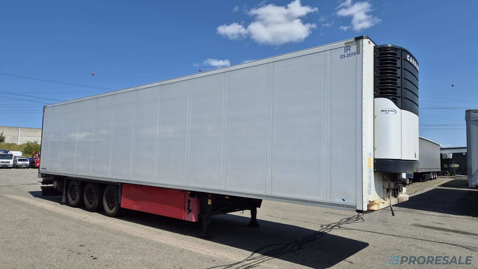 SCHMITZ CARGOBULL SKO 24/L - 13.4 FP60 COOL - mrazírenský návěs + diesel-ekektrický agregát CARRIER MAXIMA 1300 - Félpótkocsi hűtős: 1 kép. SCHMITZ CARGOBULL SKO 24/L - 13.4 FP60 COOL - mrazírenský návěs + diesel-ekektrický agregát CARRIER MAXIMA 1300 - Félpótkocsi hűtős: 1 kép.
