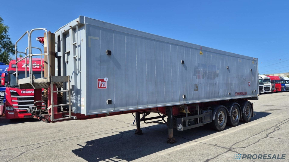 SCHWARZMÜLLER KIS 3/E - sklápěč 50 m3 - Fe / Al - Félpótkocsi billenőplatós: 2 kép. SCHWARZMÜLLER KIS 3/E - sklápěč 50 m3 - Fe / Al - Félpótkocsi billenőplatós: 2 kép.