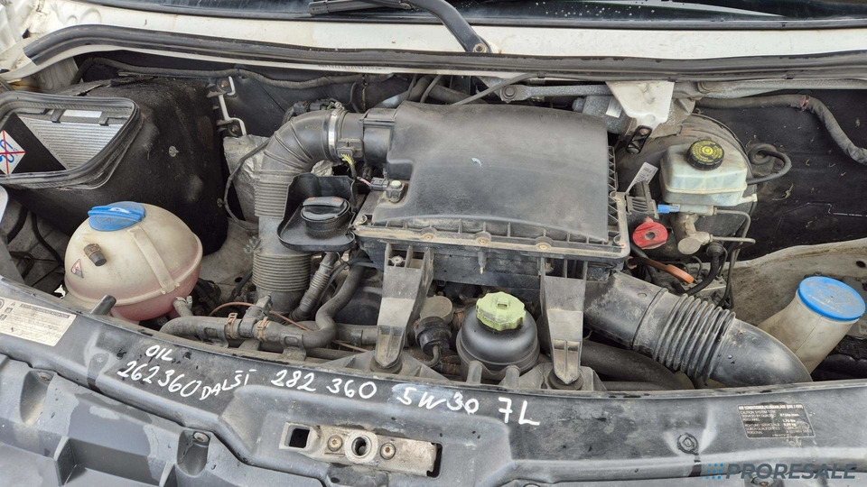 VOLKSWAGEN CRAFTER 2,0 TDi 100 kW skříňový lízing VOLKSWAGEN CRAFTER 2,0 TDi 100 kW skříňový: 7 kép. VOLKSWAGEN CRAFTER 2,0 TDi 100 kW skříňový lízing VOLKSWAGEN CRAFTER 2,0 TDi 100 kW skříňový: 7 kép.