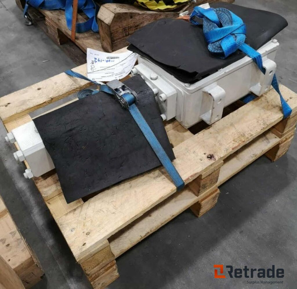 10" Ball valve aktuator - Hidraulikus szelep - Ipari gép: 1 kép. 10" Ball valve aktuator - Hidraulikus szelep - Ipari gép: 1 kép.