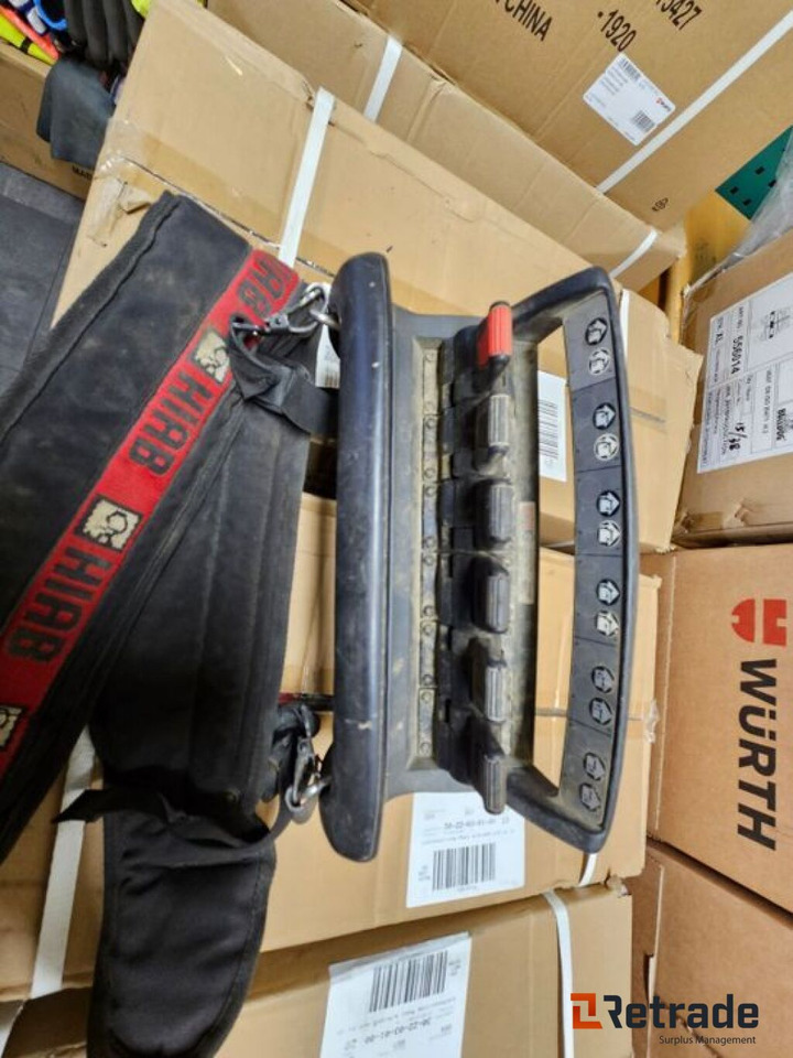 2004 mod.MAN kranbil - Platós teherautó, Darus autó: 4 kép. 2004 mod.MAN kranbil - Platós teherautó, Darus autó: 4 kép.