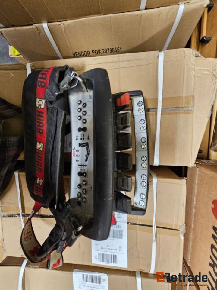 2004 mod.MAN kranbil - Platós teherautó, Darus autó: 5 kép. 2004 mod.MAN kranbil - Platós teherautó, Darus autó: 5 kép.