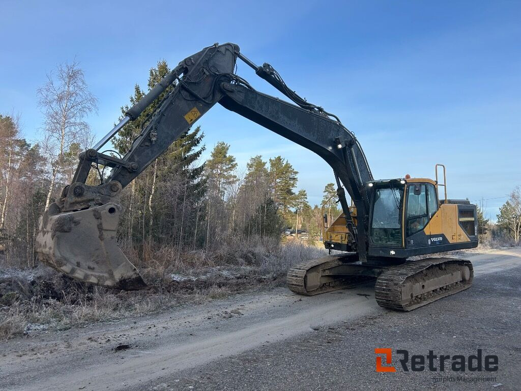 2014 Beltegraver 29 ton Volvo EC250 EL - Lánctalpas kotró: 1 kép. 2014 Beltegraver 29 ton Volvo EC250 EL - Lánctalpas kotró: 1 kép.