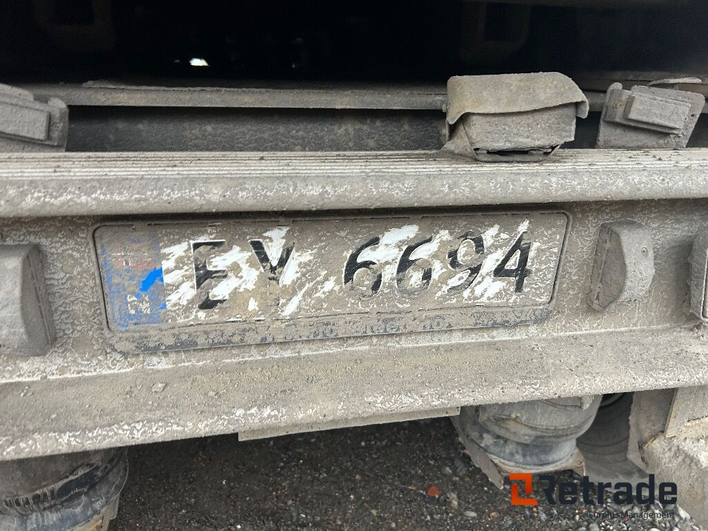 2019 Tipp dumper SÖRLING- ILSBO Semitrailer 3-axle - Félpótkocsi billenőplatós: 5 kép. 2019 Tipp dumper SÖRLING- ILSBO Semitrailer 3-axle - Félpótkocsi billenőplatós: 5 kép.