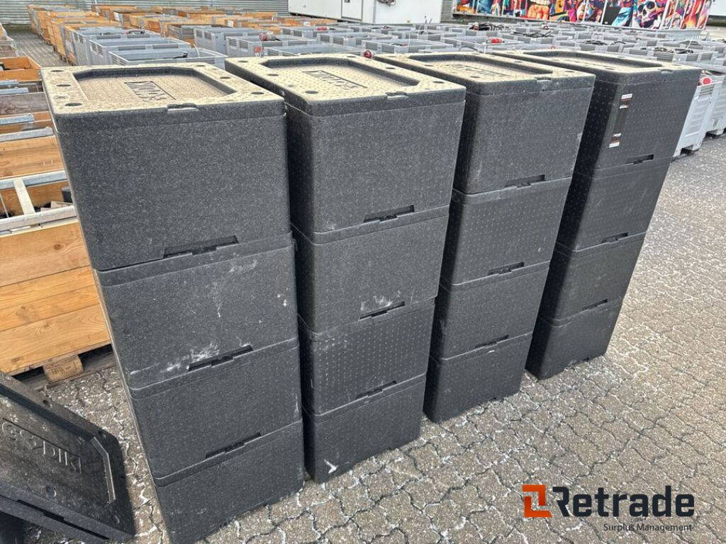 43 stk.Termokasser 65x45x30cm (A0025154 + A0020802) - Szerszám/ Felszerelés: 2 kép. 43 stk.Termokasser 65x45x30cm (A0025154 + A0020802) - Szerszám/ Felszerelés: 2 kép.