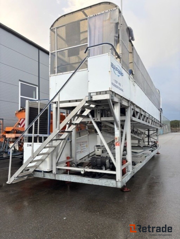 Aviramp Continental - 2014 Modell - Építőipari berendezések: 1 kép. Aviramp Continental - 2014 Modell - Építőipari berendezések: 1 kép.