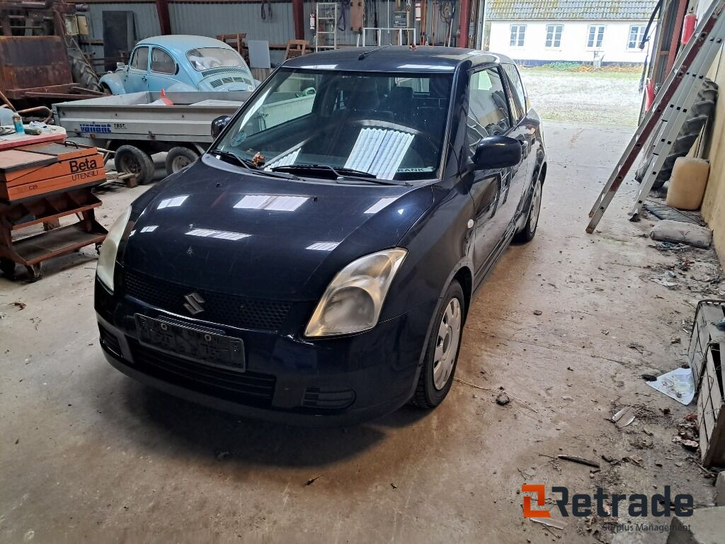 Bil Suzuki Swift 1,3 A/mt - Autó: 1 kép. Bil Suzuki Swift 1,3 A/mt - Autó: 1 kép.