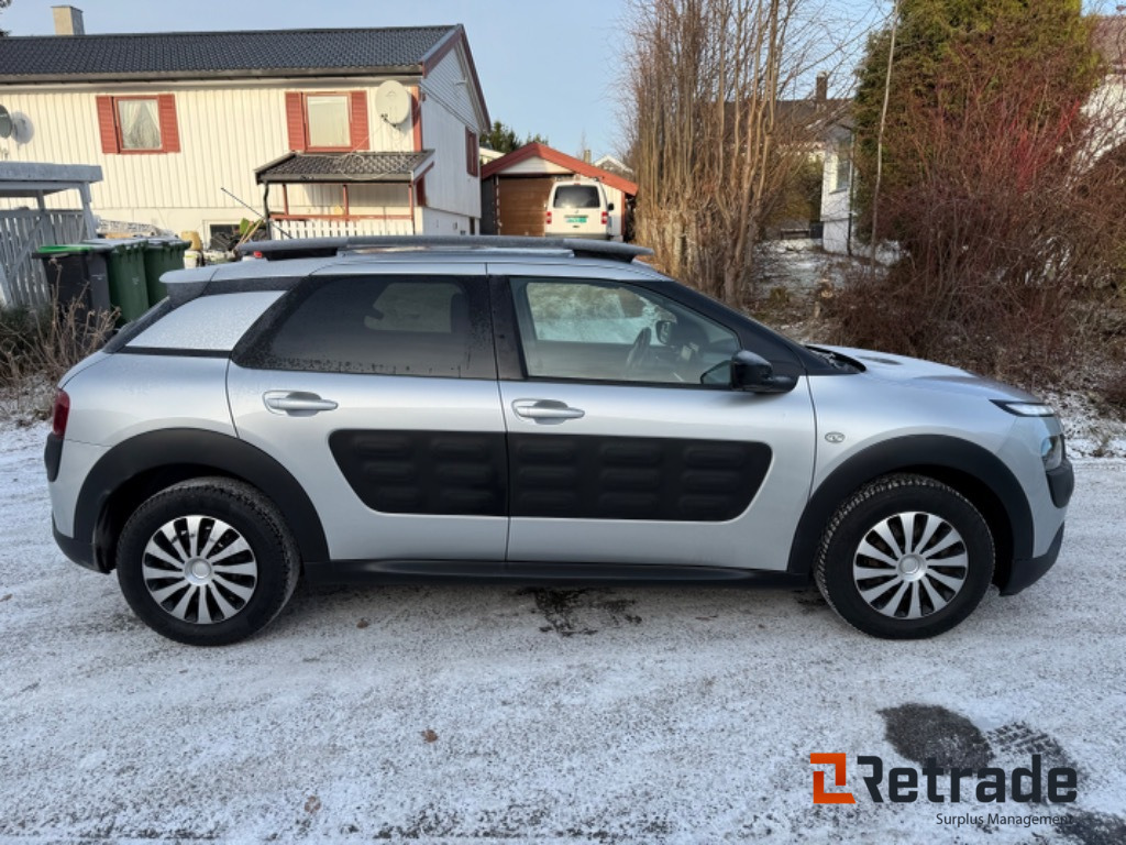 CITROEN C4 CACTUS EU godkjent i 2 år - Autó: 4 kép. CITROEN C4 CACTUS EU godkjent i 2 år - Autó: 4 kép.