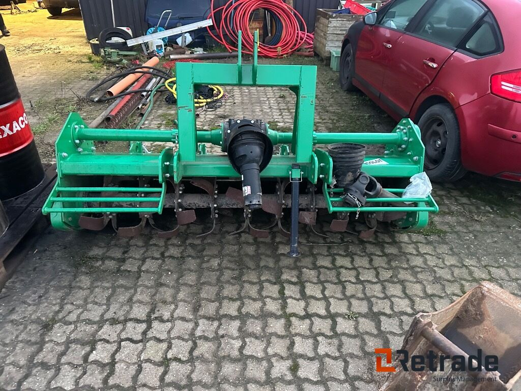 DK - tec 200B Slagleklipper - Szárzúzó: 3 kép. DK - tec 200B Slagleklipper - Szárzúzó: 3 kép.