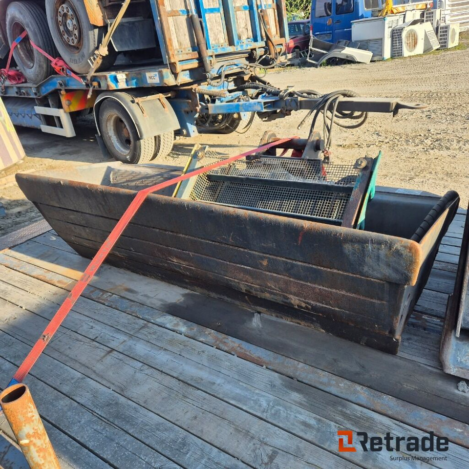 Diverse utstyr LEHNHOFF PUSESKUFF - Kotró kanál: 5 kép. Diverse utstyr LEHNHOFF PUSESKUFF - Kotró kanál: 5 kép.