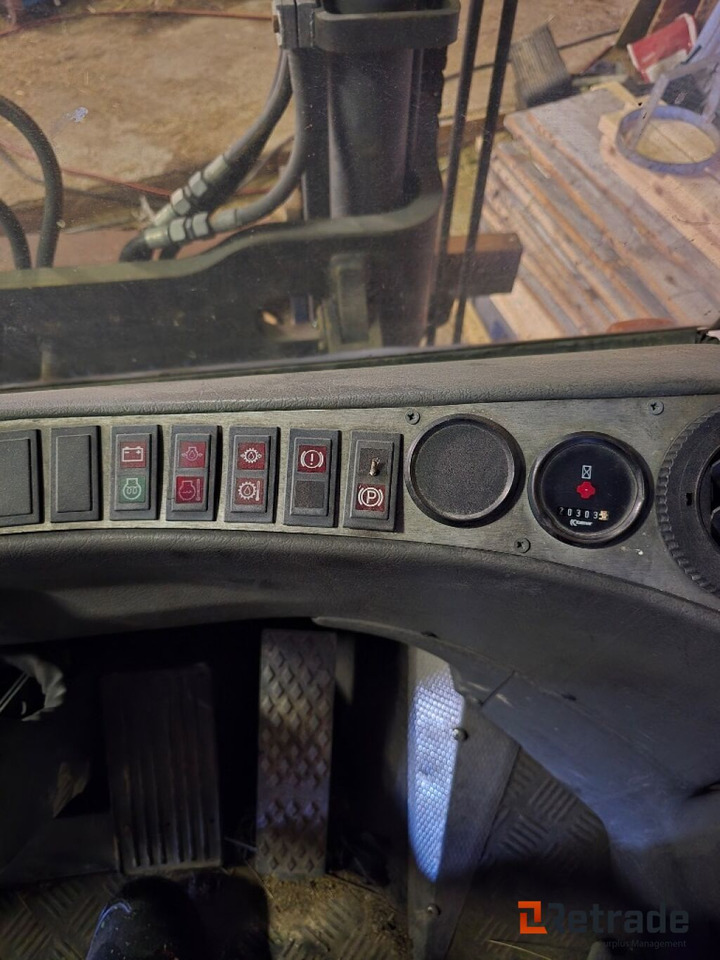 Gaffeltruck Kalmar DCD 55-6 - Dízel targonca: 5 kép. Gaffeltruck Kalmar DCD 55-6 - Dízel targonca: 5 kép.