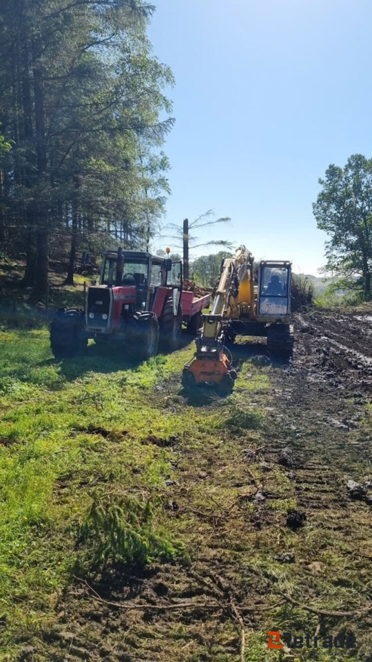 Lánctalpas kotró Gravemaskin Kobelco SK130LC: 6 kép.