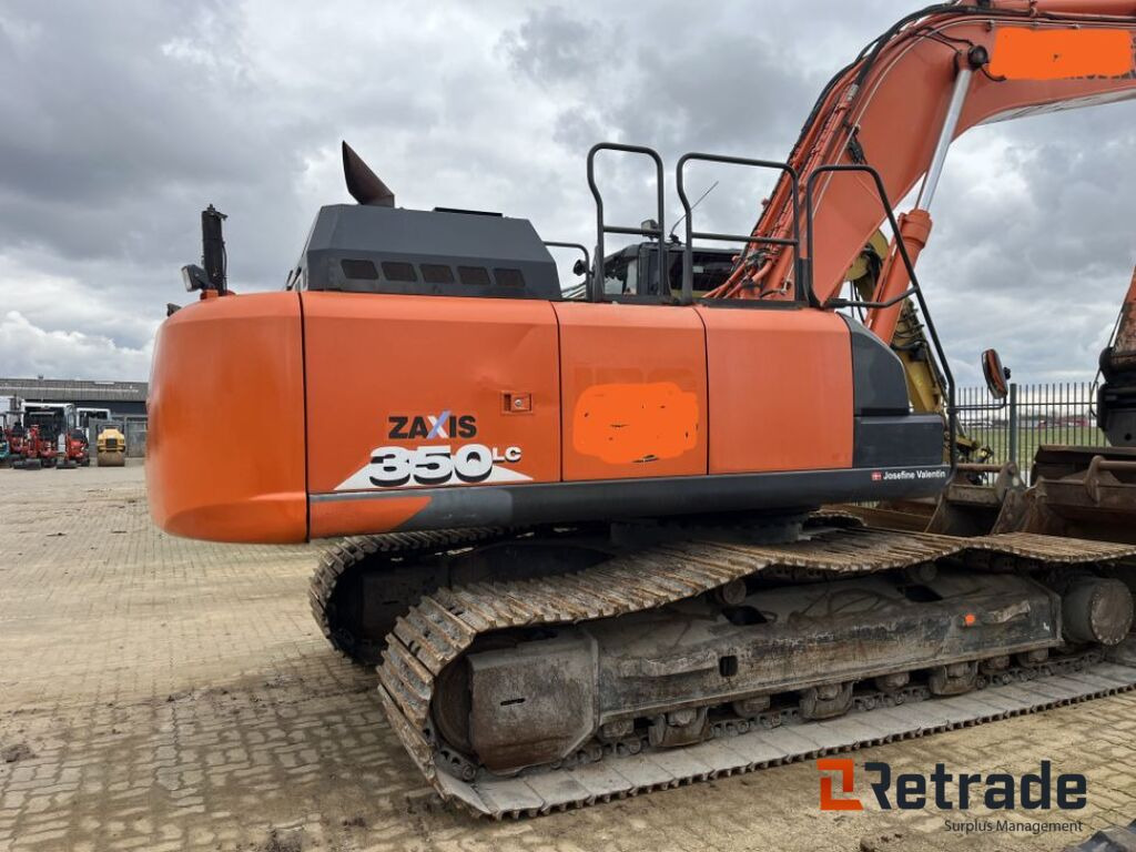 HITACHI ZAXIS 350 LC Gravemaskine / HITACHI ZAXIS 350 LC Excavator / - Lánctalpas kotró: 4 kép. HITACHI ZAXIS 350 LC Gravemaskine / HITACHI ZAXIS 350 LC Excavator / - Lánctalpas kotró: 4 kép.