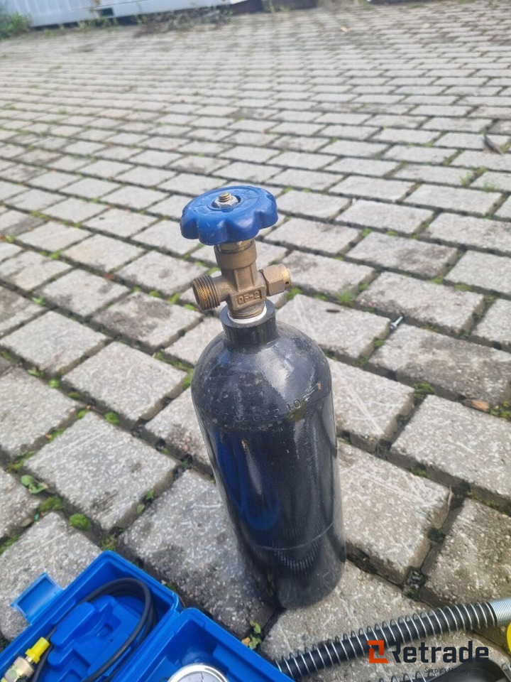 Helt ny SY 350 pigghammer - Hidraulikus törőfej: 4 kép. Helt ny SY 350 pigghammer - Hidraulikus törőfej: 4 kép.