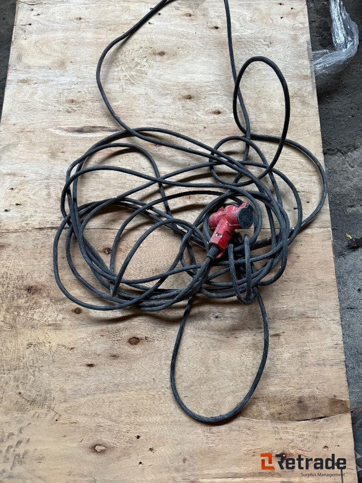 Mengder med Strømkabler og 2 stk strømbokser - Ipari gép: 3 kép. Mengder med Strømkabler og 2 stk strømbokser - Ipari gép: 3 kép.