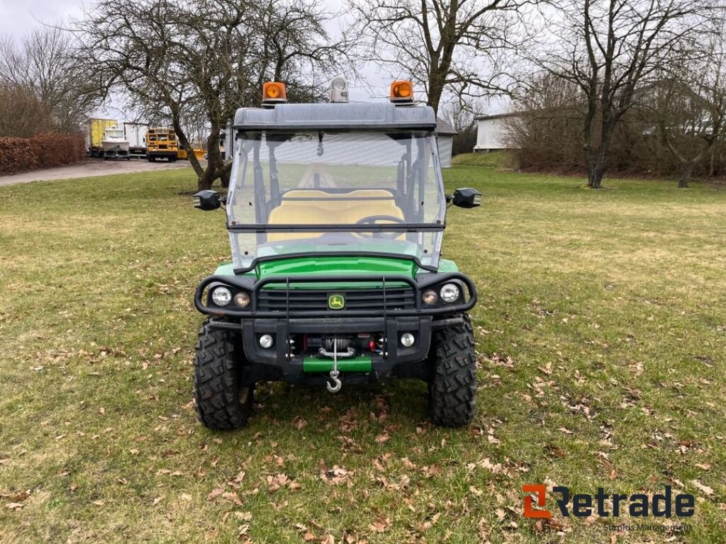 John Deere Gator UTV 4X4 Lang / John Deere Gator UTV 4X4 Long - ATV/ Quad: 2 kép. John Deere Gator UTV 4X4 Lang / John Deere Gator UTV 4X4 Long - ATV/ Quad: 2 kép.
