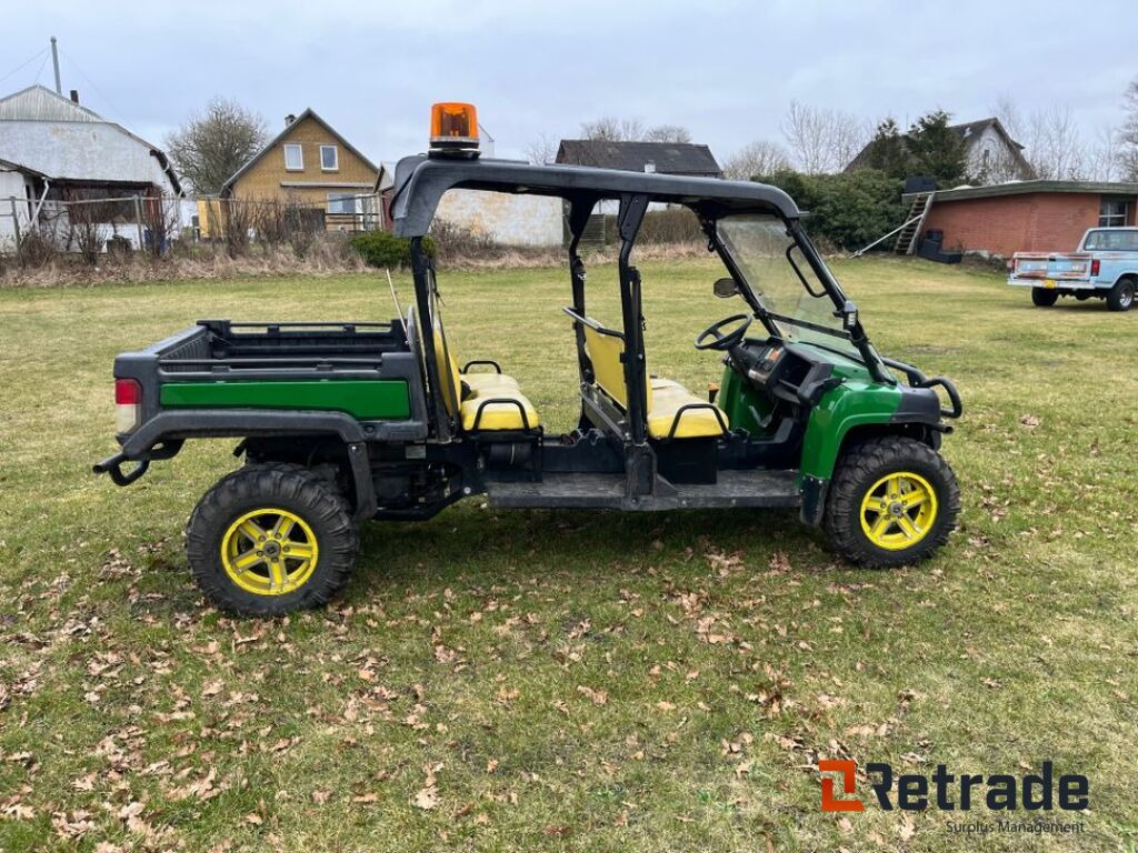 John Deere Gator UTV 4X4 Lang / John Deere Gator UTV 4X4 Long - ATV/ Quad: 5 kép. John Deere Gator UTV 4X4 Lang / John Deere Gator UTV 4X4 Long - ATV/ Quad: 5 kép.