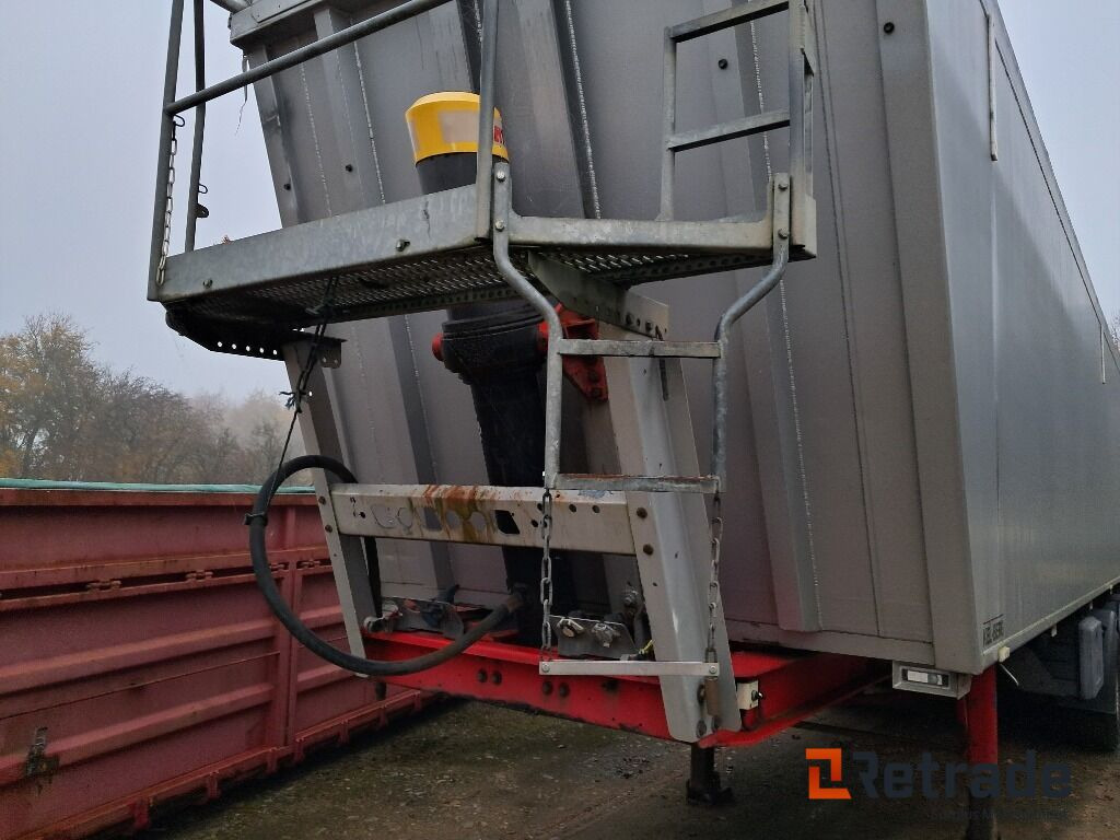 Félpótkocsi billenőplatós Kel-Berg Tipsættevogn 60m3 4 akslet: 23 kép.