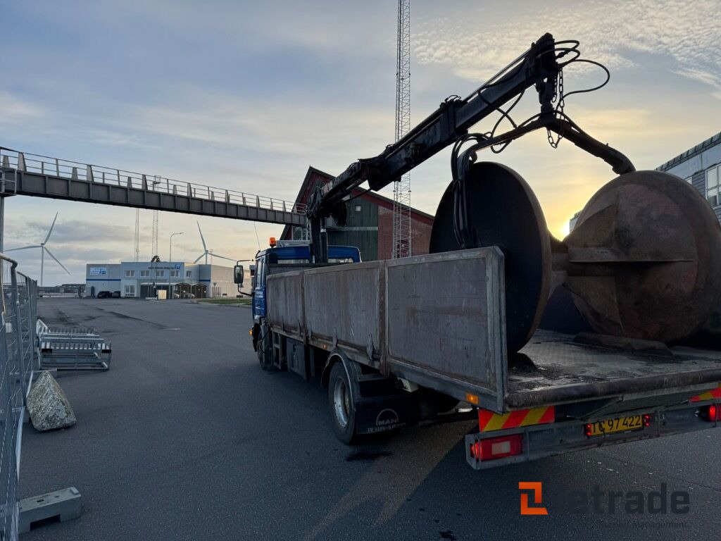 Kranbil VOLVO FL 612 - Platós teherautó, Darus autó: 4 kép. Kranbil VOLVO FL 612 - Platós teherautó, Darus autó: 4 kép.