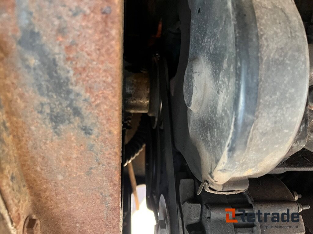 Gumikerekes homlokrakodó Læssemaskine SCHAEFF SKL 831 Læssemaskine: 18 kép. Gumikerekes homlokrakodó Læssemaskine SCHAEFF SKL 831 Læssemaskine: 18 kép.