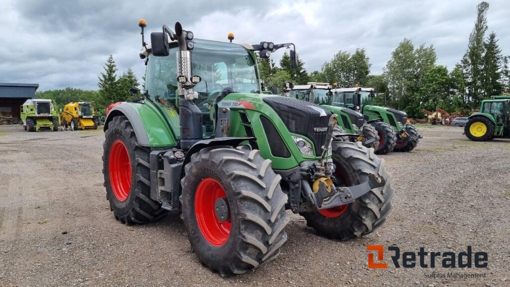 Fendt 722 Vario traktor - Mezőgazdasági gépek: 2 kép. Fendt 722 Vario traktor - Mezőgazdasági gépek: 2 kép.