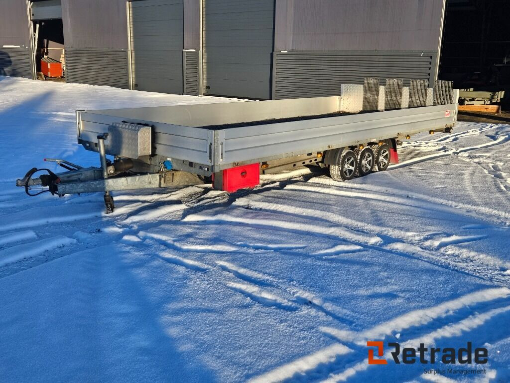 Multisläp Westbay Agados Adam med tipp - Pótkocsi billenőplatós: 1 kép. Multisläp Westbay Agados Adam med tipp - Pótkocsi billenőplatós: 1 kép.