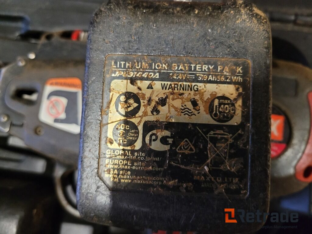 Najmaskin MAX RB398 - Építőipari berendezések: 5 kép. Najmaskin MAX RB398 - Építőipari berendezések: 5 kép.