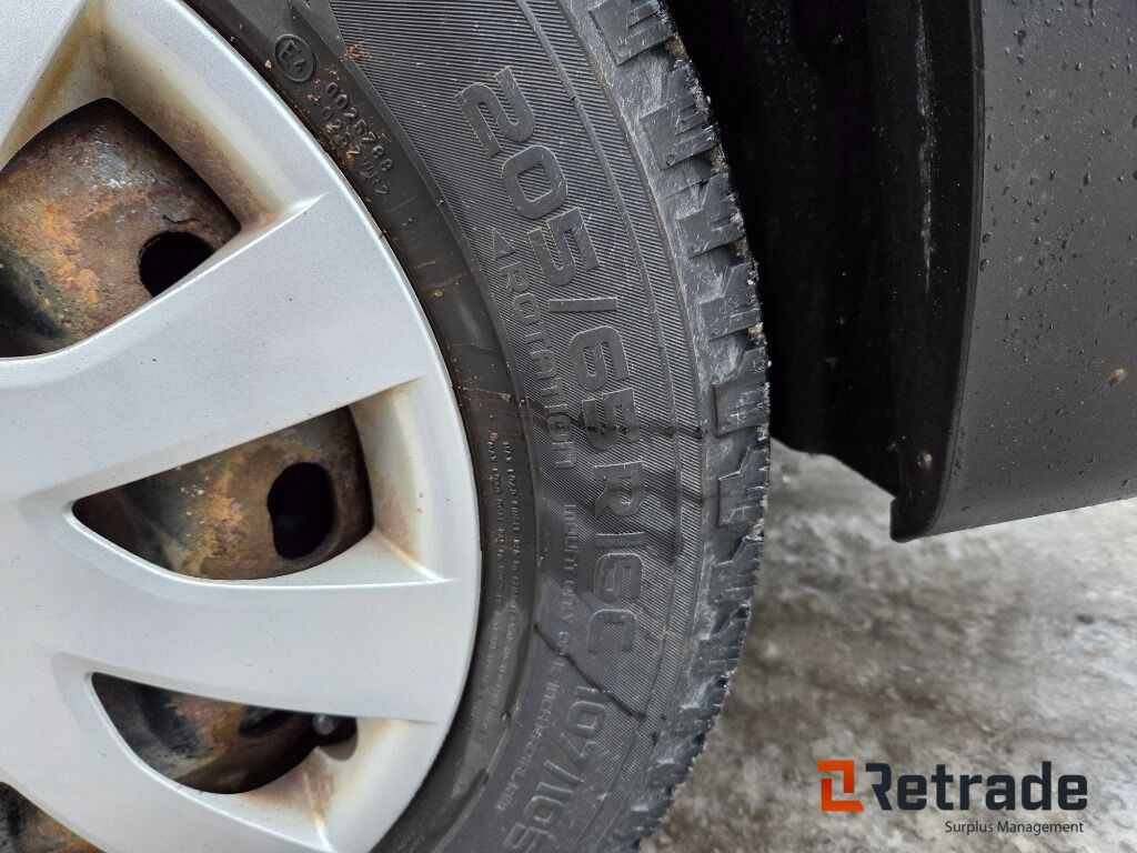 Autó Skåpbil Renault Trafic L2H1 1.6 dci: 12 kép.