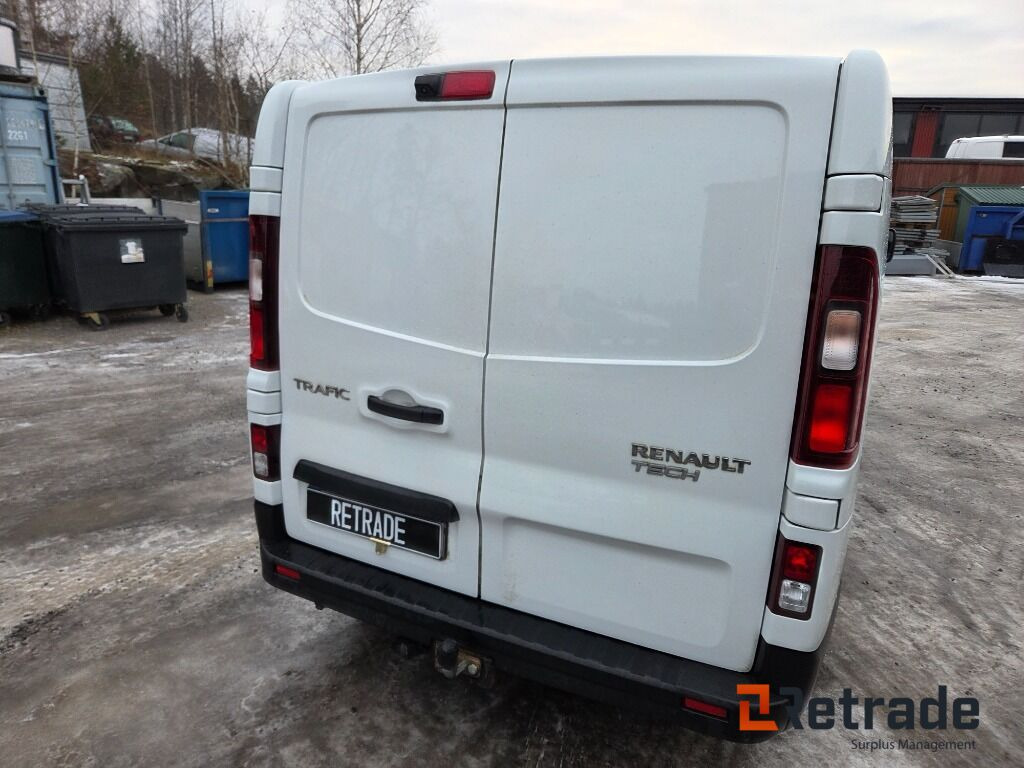 Autó Skåpbil Renault Trafic L2H1 1.6 dci: 28 kép.