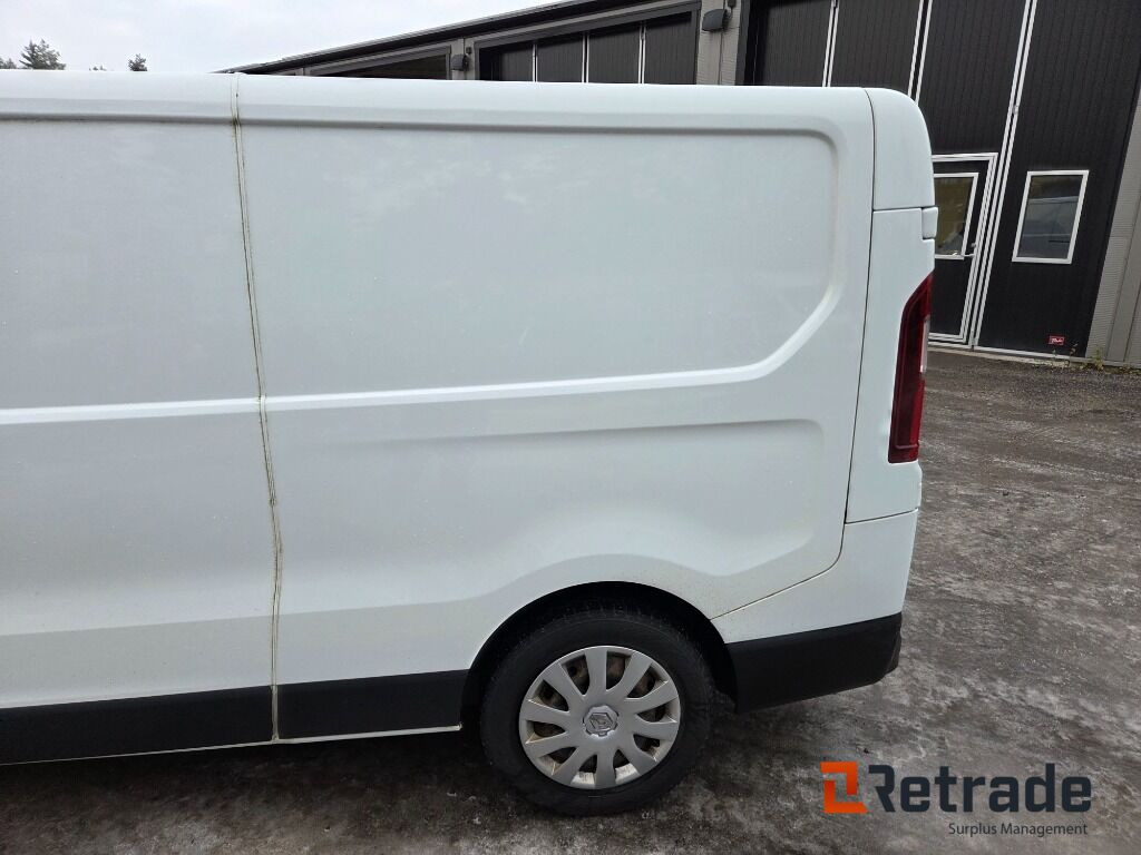 Autó Skåpbil Renault Trafic L2H1 1.6 dci: 8 kép.