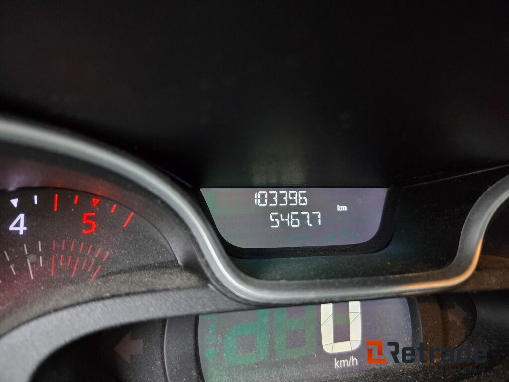 Autó Skåpbil Renault Trafic L2H1 1.6 dci: 48 kép.