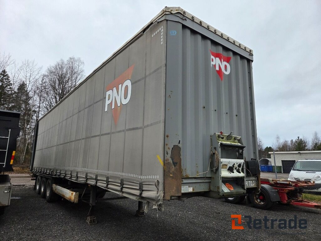 Trailer Krone SD Profi-liner Nybesiktigad - Ponyvás félpótkocsi: 2 kép. Trailer Krone SD Profi-liner Nybesiktigad - Ponyvás félpótkocsi: 2 kép.