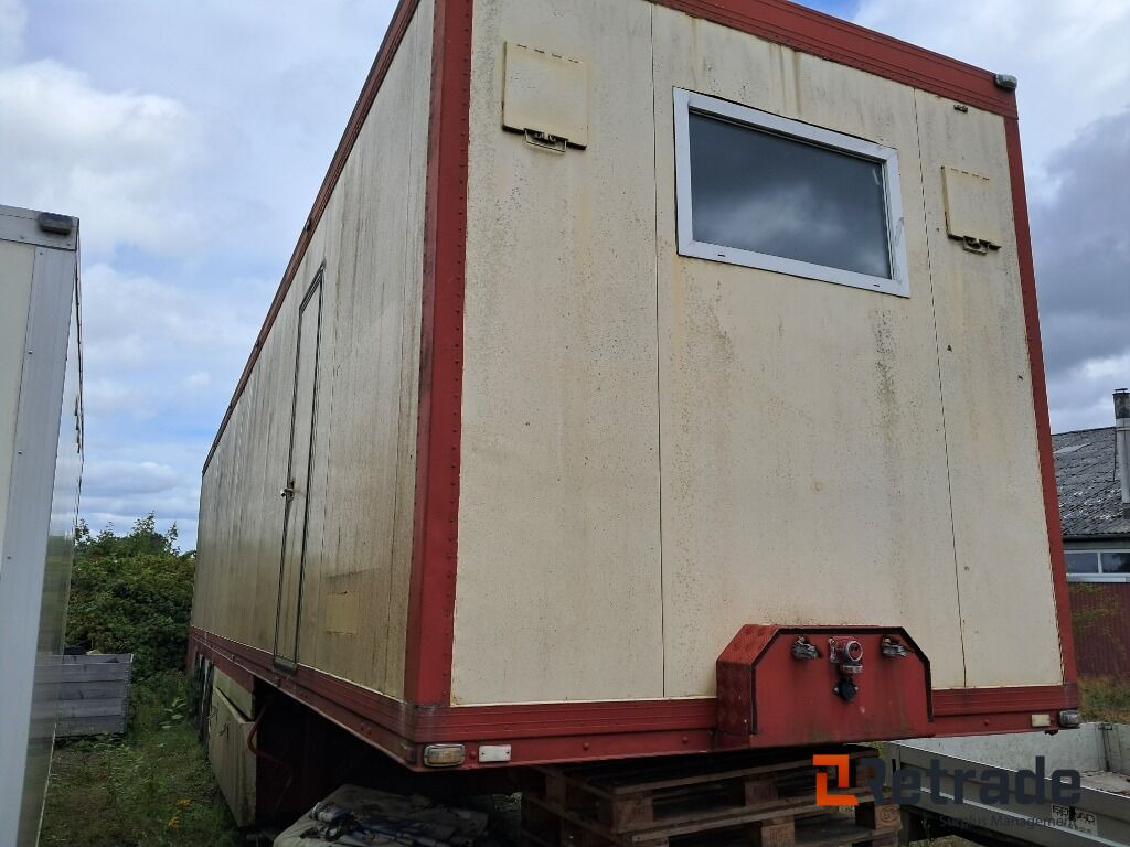 Trailer Schmitz Sættevogn m. kontor - Félpótkocsi dobozos: 2 kép. Trailer Schmitz Sættevogn m. kontor - Félpótkocsi dobozos: 2 kép.