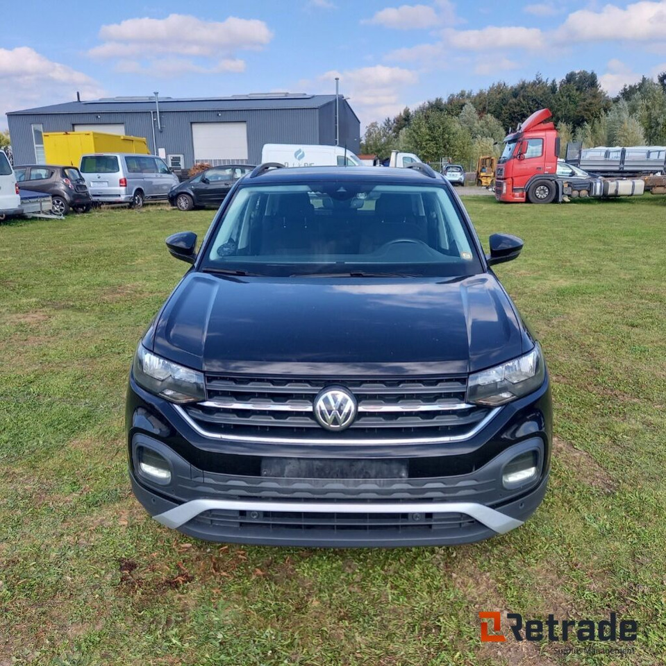 Volkswagen T-Cross. 1,0 Tsi. - Autó: 5 kép. Volkswagen T-Cross. 1,0 Tsi. - Autó: 5 kép.