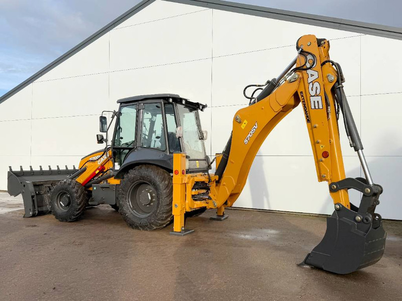 Case 570SV 4WD - 4/1 Bucket / Telescopic Boom / AC - Kotrórakodó: 2 kép. Case 570SV 4WD - 4/1 Bucket / Telescopic Boom / AC - Kotrórakodó: 2 kép.