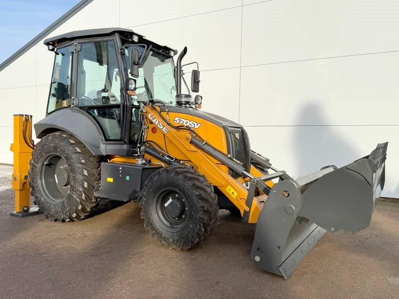 Case 570SV 4WD - 4/1 Bucket / Telescopic Boom / AC - Kotrórakodó: 4 kép. Case 570SV 4WD - 4/1 Bucket / Telescopic Boom / AC - Kotrórakodó: 4 kép.