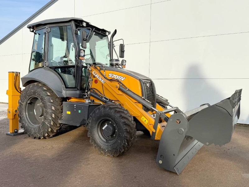 Case 570SV 4WD - 4/1 Bucket / Telescopic Boom / AC - Kotrórakodó: 4 kép. Case 570SV 4WD - 4/1 Bucket / Telescopic Boom / AC - Kotrórakodó: 4 kép.