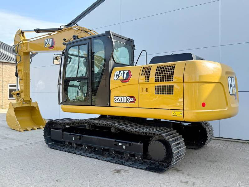 Cat 320D3 GC - New / Unused / 2025 Model - Lánctalpas kotró: 3 kép. Cat 320D3 GC - New / Unused / 2025 Model - Lánctalpas kotró: 3 kép.