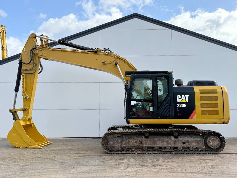Cat 320EL - New Original Bucket / German Machine - Lánctalpas kotró: 1 kép. Cat 320EL - New Original Bucket / German Machine - Lánctalpas kotró: 1 kép.