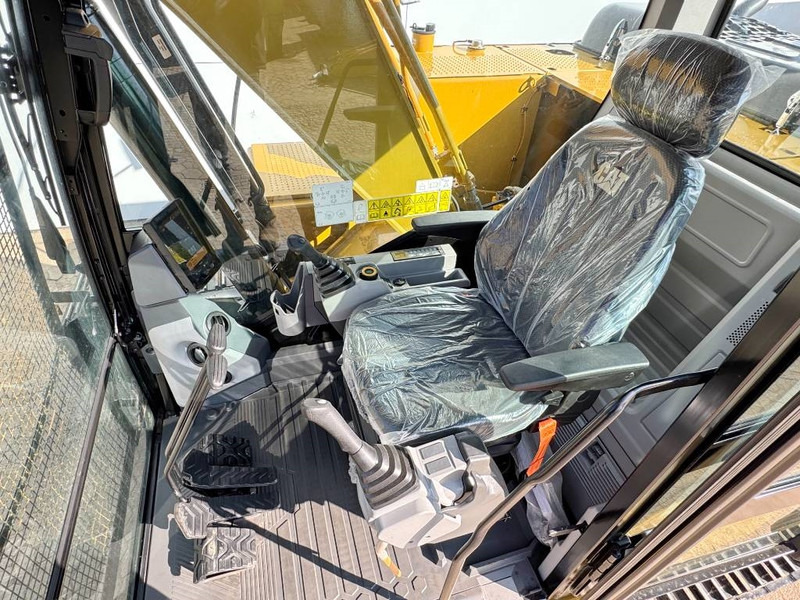 Kotrógép Cat 323D3 - 16 Meter Long Reach / New / Unused: 6 kép. Kotrógép Cat 323D3 - 16 Meter Long Reach / New / Unused: 6 kép.