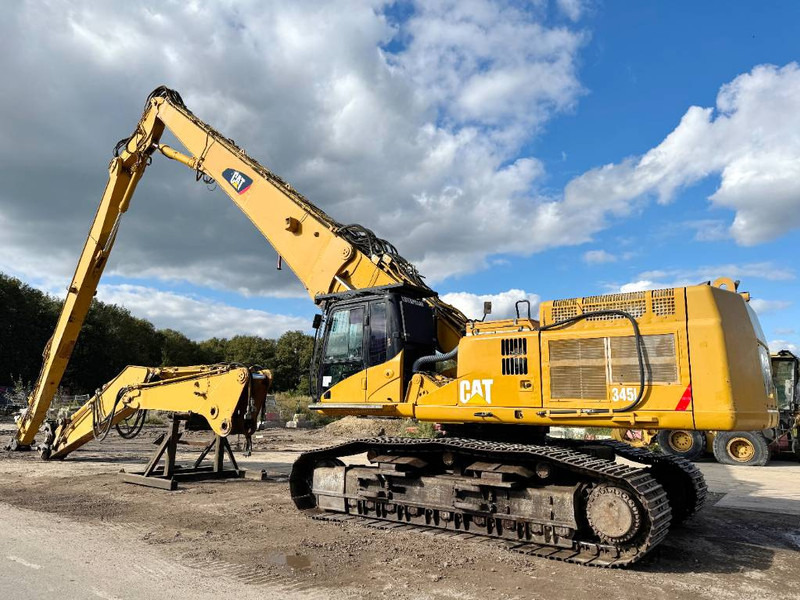Cat 345CL UHD - 30m Demolition / Hydr Undercarriage - Lánctalpas kotró: 2 kép. Cat 345CL UHD - 30m Demolition / Hydr Undercarriage - Lánctalpas kotró: 2 kép.