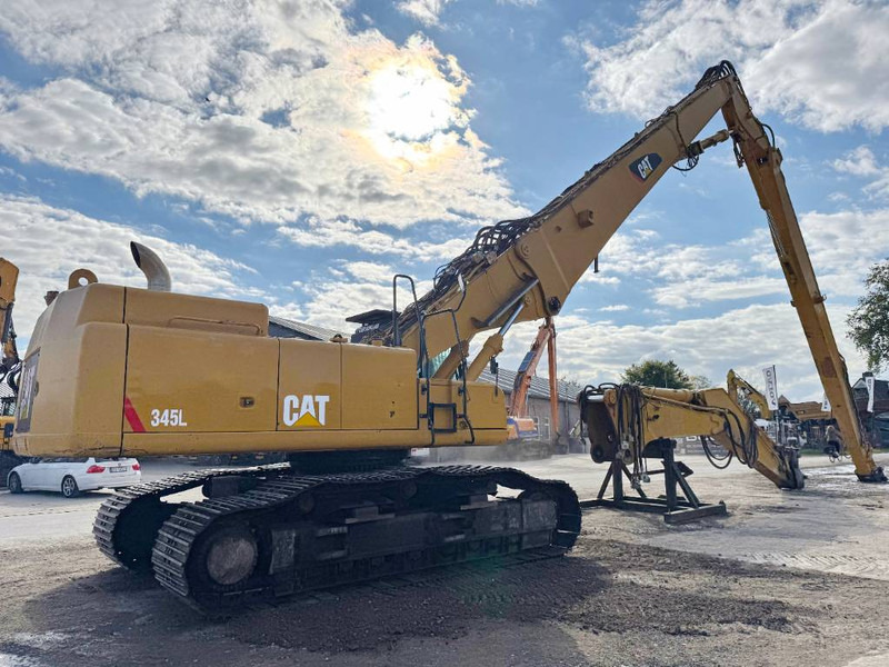 Cat 345CL UHD - 30m Demolition / Hydr Undercarriage - Lánctalpas kotró: 4 kép. Cat 345CL UHD - 30m Demolition / Hydr Undercarriage - Lánctalpas kotró: 4 kép.