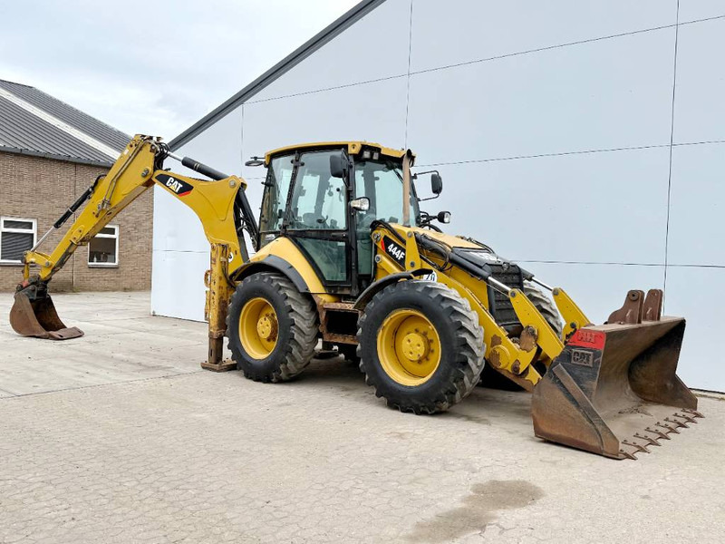 Cat 444F - 4x4x4 / Telescopic Boom / Hammer Lines - Kotrórakodó: 5 kép. Cat 444F - 4x4x4 / Telescopic Boom / Hammer Lines - Kotrórakodó: 5 kép.