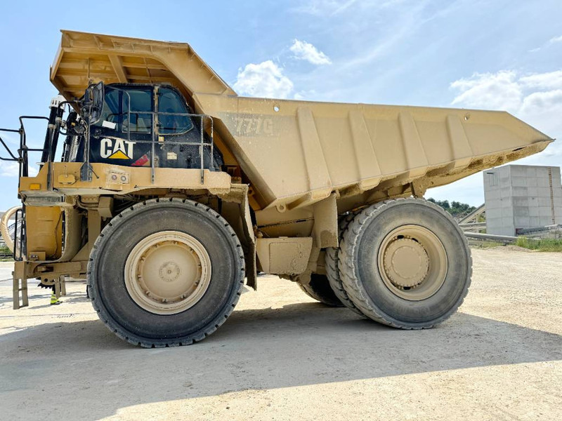 Cat 777G - German Machine / C32 V12 Engine - Bánya teherautó: 1 kép. Cat 777G - German Machine / C32 V12 Engine - Bánya teherautó: 1 kép.