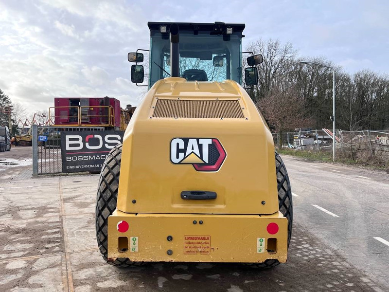 Cat CS66B - Excellent Condition / Low Hours / CE - Henger: 4 kép. Cat CS66B - Excellent Condition / Low Hours / CE - Henger: 4 kép.