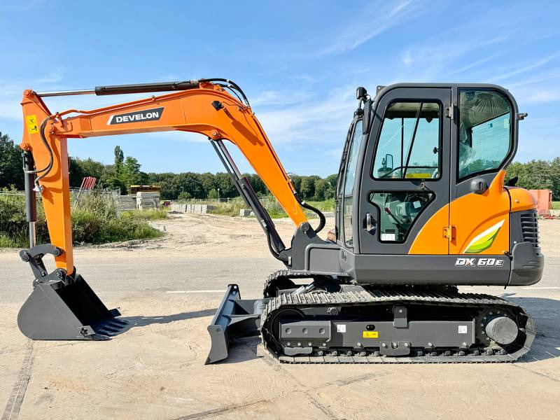 Doosan DX60 E-10N NEW! - Minikotró: 1 kép. Doosan DX60 E-10N NEW! - Minikotró: 1 kép.