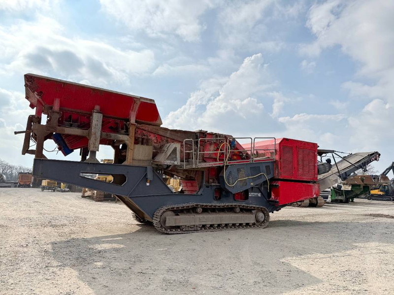 Kleemann MR122 K092 Impact Crusher / Dutch Machine - Törőgép: 5 kép. Kleemann MR122 K092 Impact Crusher / Dutch Machine - Törőgép: 5 kép.