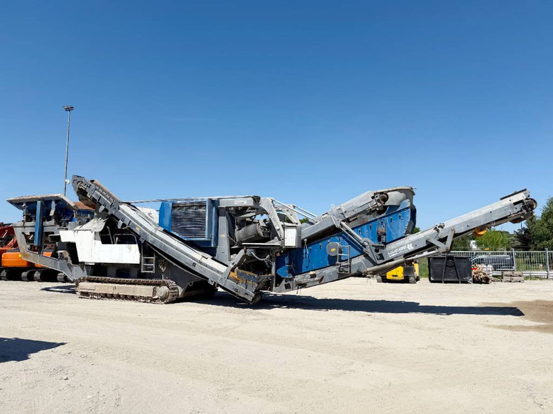 Kleemann MR130Z EVO 2 K024 - Impact Crusher / German Machin - Mobil törőgép: 2 kép. Kleemann MR130Z EVO 2 K024 - Impact Crusher / German Machin - Mobil törőgép: 2 kép.