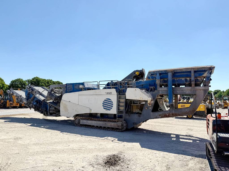 Kleemann MR130Z EVO 2 K024 - Impact Crusher / German Machin - Mobil törőgép: 5 kép. Kleemann MR130Z EVO 2 K024 - Impact Crusher / German Machin - Mobil törőgép: 5 kép.
